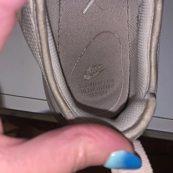 Nike air max axis crystal embellished sneakers rare size 8 - Picture 9 of 10